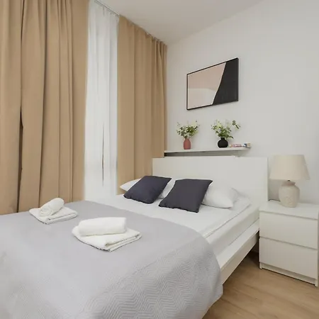 Apartment Sarmacka 27 2 - Medicover/paley *