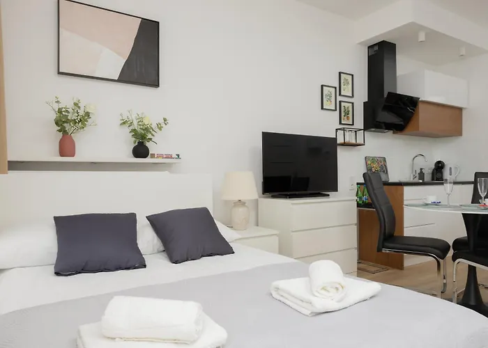 Sarmacka 27 2 - Medicover/paley